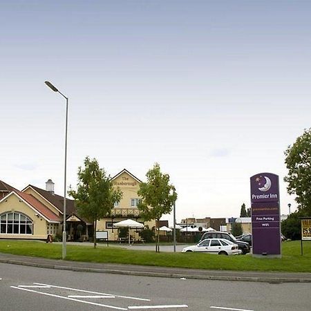 Premier Inn Welwyn Garden City Kültér fotó