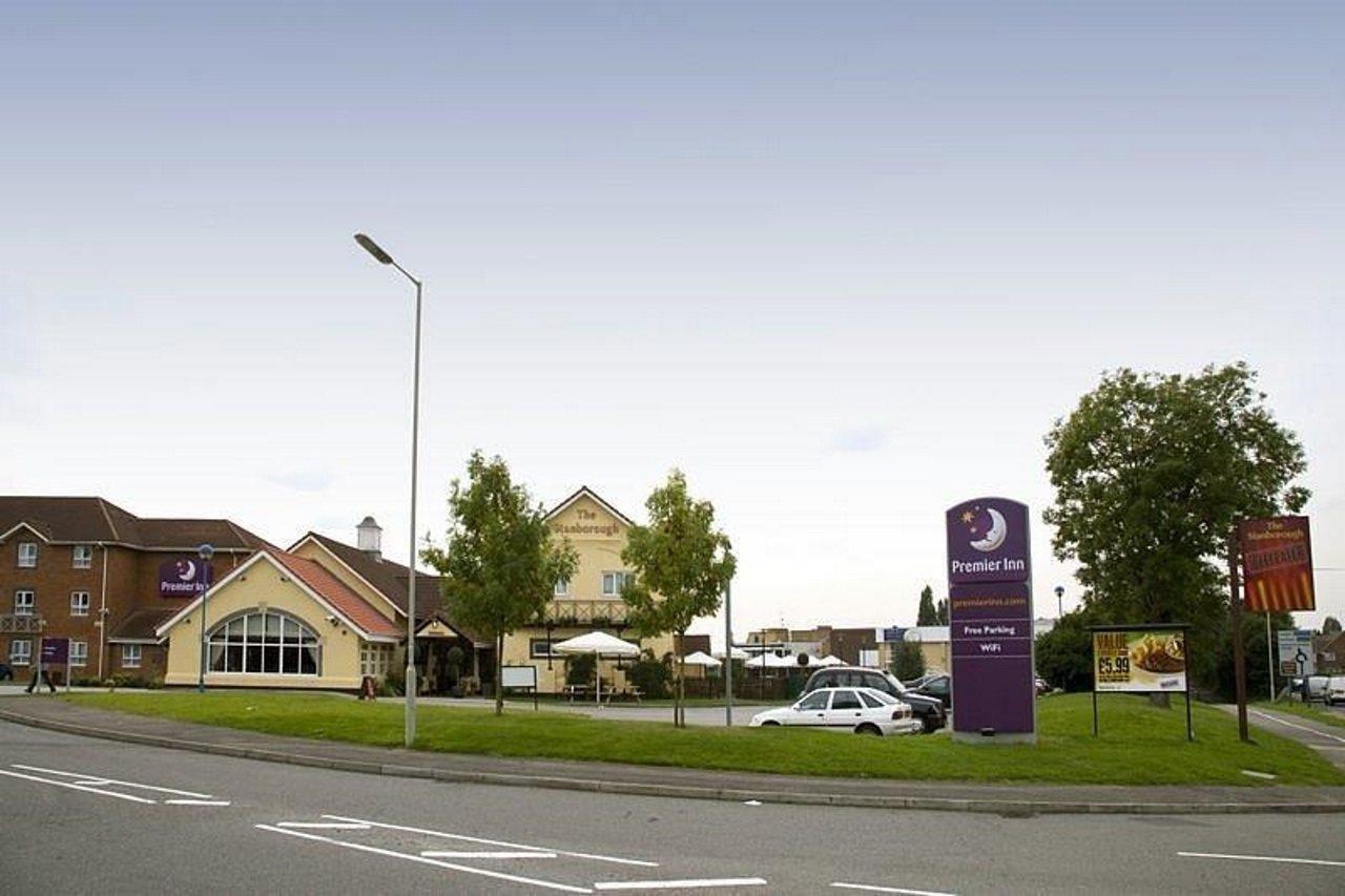 Premier Inn Welwyn Garden City Kültér fotó